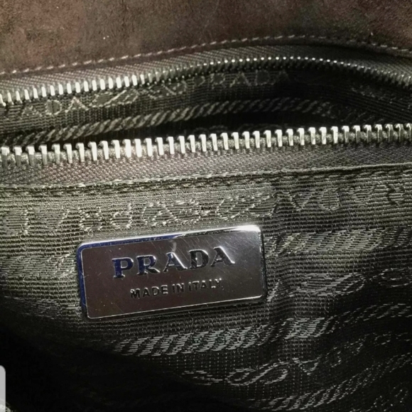 100% authentic Prada shoulder bag plenty of life - Picture 5 of 6
